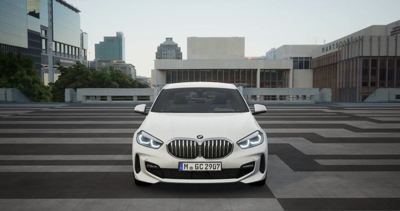 BMW Seria 1 cena 157900 przebieg: 11000, rok produkcji 2023 z Drobin małe 46